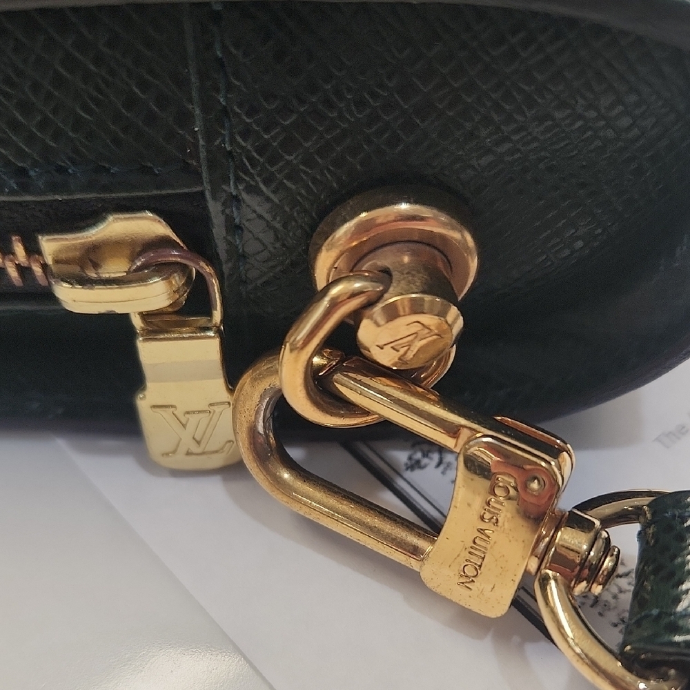 Louis Vuitton Baikal Taiga Wristlet With COA - Picture 10 of 13